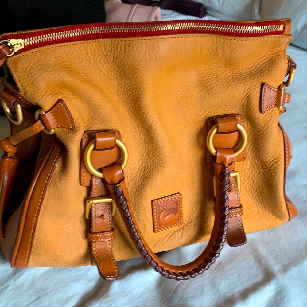 DOUNEY BURKE PURSE!!!